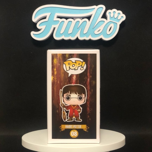 Harry Potter (Quidditch Robe)- 08 **RARE** - Harry Potter- Mint Condition- Funko - Picture 4 of 8